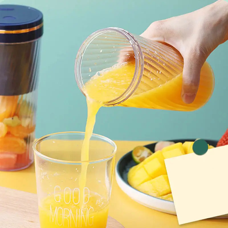 Portable USB Electric Juicer Cup - 300ml Capacity